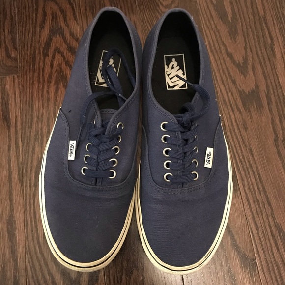 Off the wall navy vans - Picture 2 of 6